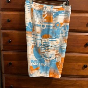 Men's Oakley Board Shorts size 38